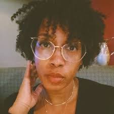 Deidre Thomas's Instagram, Twitter & Facebook