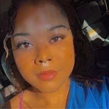 Natasha Rowell's Instagram, Twitter & Facebook