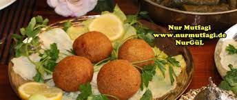 icli kofte pisirme yontemi haslama ve kizartma icli kofte nasil pisirilir tarifi nur mutfagi