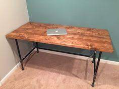 So, you can simply build a home office to do rest of your office work and also other office tasks like making presentations and business proposals, etc.! Diy How To Build A Desk Diy Wood Desk Diy Desk Plans How To Build A Desk