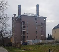 Bitten hier kleine helle wohnung an, 47 qm, bestehend aus küche bad, wohnzimmer und schlafzimmer. Zeitreise Haldensleben Bergschlosschen