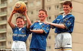 Their friendship lasted 24 years, until rooney's death in 2014. The Real Wayne Rooney How A Working Class Kid From A Bleak City Landscape Scarred By Drugs Guns And Murder Emerged As A Phenomenon Daily Mail Online
