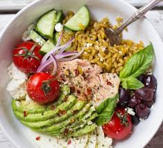 Recipes like caprese stuffed portobello mushrooms and salmon with roasted red pepper quinoa salad are dinners you'll want to make time and time again. 19 Mediterranean Diet Dinner Recipes Ready In 30 Minutes Or Less Diet Dinner Recipes Mediterranean Diet Recipes Healthy Recipes