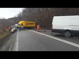 Jul 30, 2021 · • traficul pe valea oltului, paralizat in continuare din cauza unui accident petrecut in urma cu 12 ore • ramnicu valcea. Accident Rutier Pe Valea Oltului Youtube