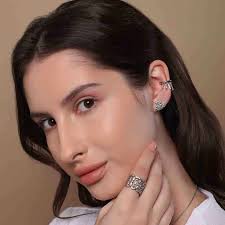 Upbeat Solitaire Silver Ring