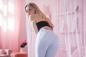 Mischa Wren Hairy Thongs And Anal Fitting Room - Bunny Lust