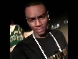 In what world is soulja boy the most original of this group. Internet Oddities 48 It S Ya Boy Soulja Boy In Dubai Look At That Camel Behind Me Tho Scratchin His Youtube