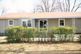 3221 S Pinehurst Ave Springfield Mo 65807 Mls 60130065 Zillow Foreclosed Homes Townhouse For Rent Zillow