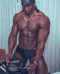 thumbs.pro : pegrights:King Vincene