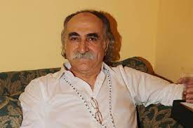 After a few years, he released his first album in 1977. Agathonas Iakovidis Imdb