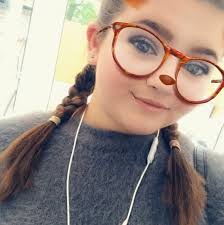 Rebecca Sewell in people