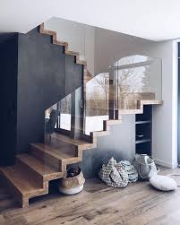 Although they made up of materials like wood and aluminum are becoming popular, a concrete staircase is known for its durability. Pin By Stevenjemm On Pinterest Board Modern House Design House Interior Home