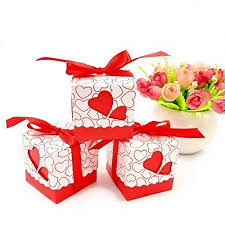 Demuestra, con un dulce regalo de chocolate belga, cuánto le quieres. Para Cumpleanos Y Otras Ocasiones Cubierto Con 54 Bombones De Corazon Peso Neto 500 Gr Caja Regalo Con Bombones Sorini Un Fondo De Nubes De Corazones Huchas Hogar Y Cocina Appytherapy Com