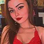 Courtney Casner's Instagram, Twitter & Facebook