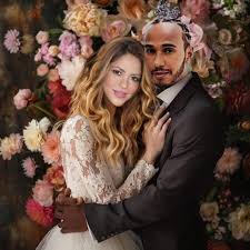 Armonías De La Historia - Shakira Y Lewis Hamilton Revelan Foto exclusiva de Su Boda Privada ! Nunca Shakira se había visto tan feliz después de su separación y ahora Junto Con