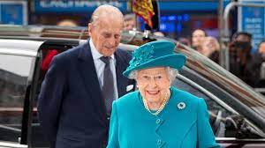Queen S Dresser Reveals Why Decoy Hats Are Made For The Monarch During Ascot The Independent The Independent