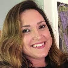 Lorraine Fullerton's Instagram, Twitter & Facebook