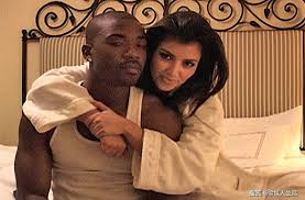 为“录像带”买单？卡戴珊不惜花重金聘请律师，以防外泄_Ray_West_隐私