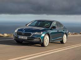The first generation of the modern superb, produced from 2001 to 2008. Skoda Octavia Und Skoda Superb Holen Doppelsieg Im Aktuellen Autokostenvergleich Des Adac Presseportal