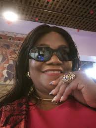 25 random acts of kindness that will restore your faith in humanity