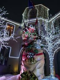 Décoration de noël, la fête par excellence pour faire une décoration. Animation Et Decoration Exterieures Clair De Reve Creation D Automates Et De Marionnettes