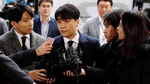 He made his solo debut on january 20, 2011 with his first mini album v.v.i.p. Datangi Kantor Polisi Simak Gaya Seungri Big Bang Dan Jung Joon Gaya Tempo Co