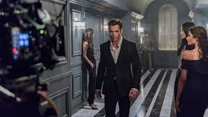 Find the whole armani code homme range online, exhaling the wooded scents of the absolute men's seduction code. A Sneak Peek At Chris Pine S Armani Fragrance Campaign Exclusive Hollywood Reporter