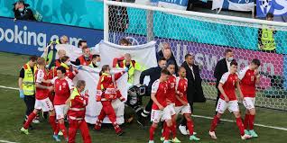 Em jogo com pênalti perdido de gerard moreno, a espanha ficou apenas no empate com a polônia em 1 a 1, em duelo válido pela 2ª rodada do grupo e da eurocopa e di. Edward Holfman On Twitter Los Verdaderos Heroes Una Vez Mas Son El Personal Medico Salud Tras Incidente Con Christian Eriksen Dinamarca Finlandia Hoy En El Partido De La Eurocopa Https T Co Xhrqlay95c Twitter