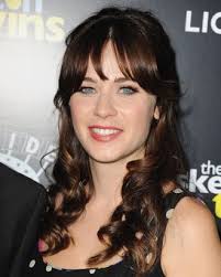 Content and design are by the webmaster. Zooey Deschanel Super Pregnant