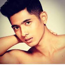 Culun Hingga Macho 9 Potret Gaya Rambut Arya Saloka