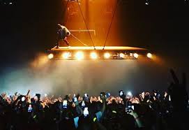 Pin By Pao Gonzalez Marra On Live Saint Pablo Tour Kanye West Saint Pablo Saint Pablo
