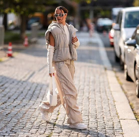 13 Best Parachute Pants — Top Y2K Parachute Pants for Women