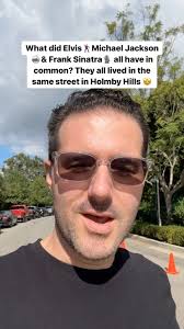 What do ELVIS 🕺 MICHAEL JACKSON 🪩 and SINATRA have in common? They all  lived