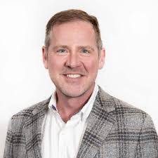 Matthew Bretz's Instagram, Twitter & Facebook