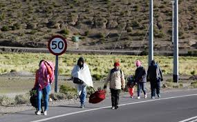 Sigue aquí todas las incidencias del uruguay vs. Migrantes Buscan Otra Ruta En Bolivia Ante Militarizacion De Frontera Chilena El Mostrador