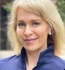 Lindsey Knutson's Instagram, Twitter & Facebook