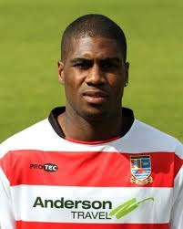 Kingstonian v Harrow Borough