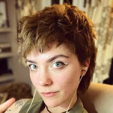 Bethany Bates's Instagram, Twitter & Facebook