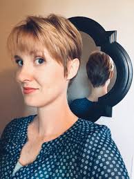 On a good hair day: “Yes! Pixie cut for liiiiife!” ✌🏻 ⁣ ⁣ On a bad hair  day: “What have I done and how long will it take for my hair