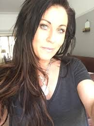 matthewmalone16 @lyvella @GoldFeverHair I AM IN LOVE WITH MY NEW HAIR!  💋🇮🇪☘