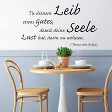 Ein kompromiss ist die kunst, einen kuchen so zu teilen, dass jeder meint, er habe das größte stück bekommen. Wandtattoo Tu Deinem Leib Etwas Gutes Zitate Wandtattoos Fur Kuchen Wall Art De