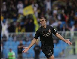 وعند الذبح يسمي الله يقول: Ø§Ù„Ù†ØµØ± ÙŠÙÙ‚Ø¯ Ø¬Ù‡ÙˆØ¯ Ø­Ù…Ø¯Ø§Ù„Ù„Ù‡ Ø£Ø³Ø¨ÙˆØ¹ÙŠÙ† Ø¨Ø³Ø¨Ø¨ Ø§Ù„Ø¥ØµØ§Ø¨Ø© ØµØ­ÙŠÙØ© Ø§Ù„Ø¹Ø±ÙˆØ¨Ø© Ø§Ù„ÙŠÙˆÙ…