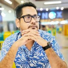 Our H&M store #758 (burlington mall) has finally opened and the opening  experience was incredible!