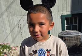 📸 Photo Dump!!! 💚 We are just now catching our breath to say a resounding  THANK YOU to everyone for the past weekend and your continued support of  the @waltdisneybirthplace! We had