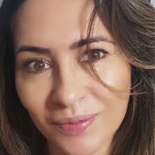 Profile for Gisele Sousa