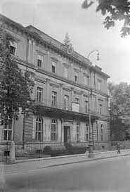 Das parteizentrum der nsdap am königsplatz in münchen. Braunes Haus Wikipedia