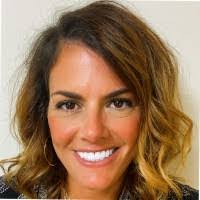 Lisa Eide's Instagram, Twitter & Facebook