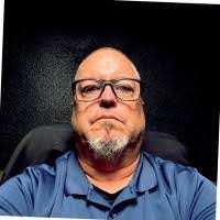 Daniel Kinnard's Instagram, Twitter & Facebook