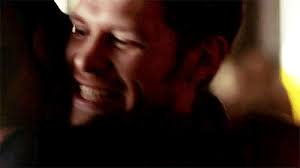 The tokyo 2020 paralympic games will be hug's first opportunity to compete in this new wheelchair, which was created with the help of swiss engineers. Joseph Morgan Klaus Mikaelson Pictures Gifs 13 Klaus Hugs Wattpad