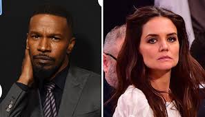 Katie holmes and jamie foxx had been rumored to be dating for several years now, but they've always managed to keep their relationship under wraps. Katie Holmes Is Tired Of Dating Jamie Foxx In Secret After 4 Years